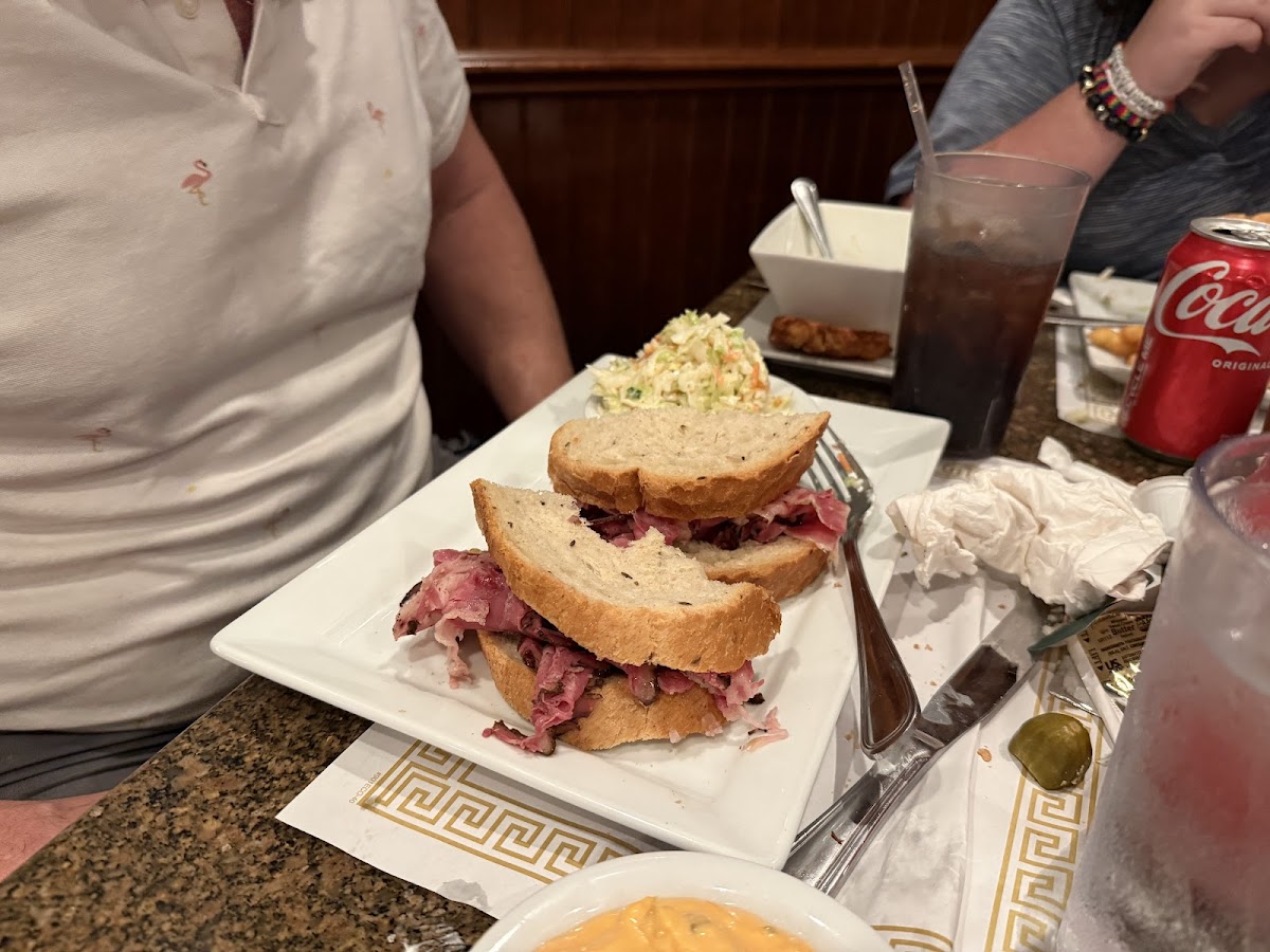 3G's Gourmet Deli & Restaurant