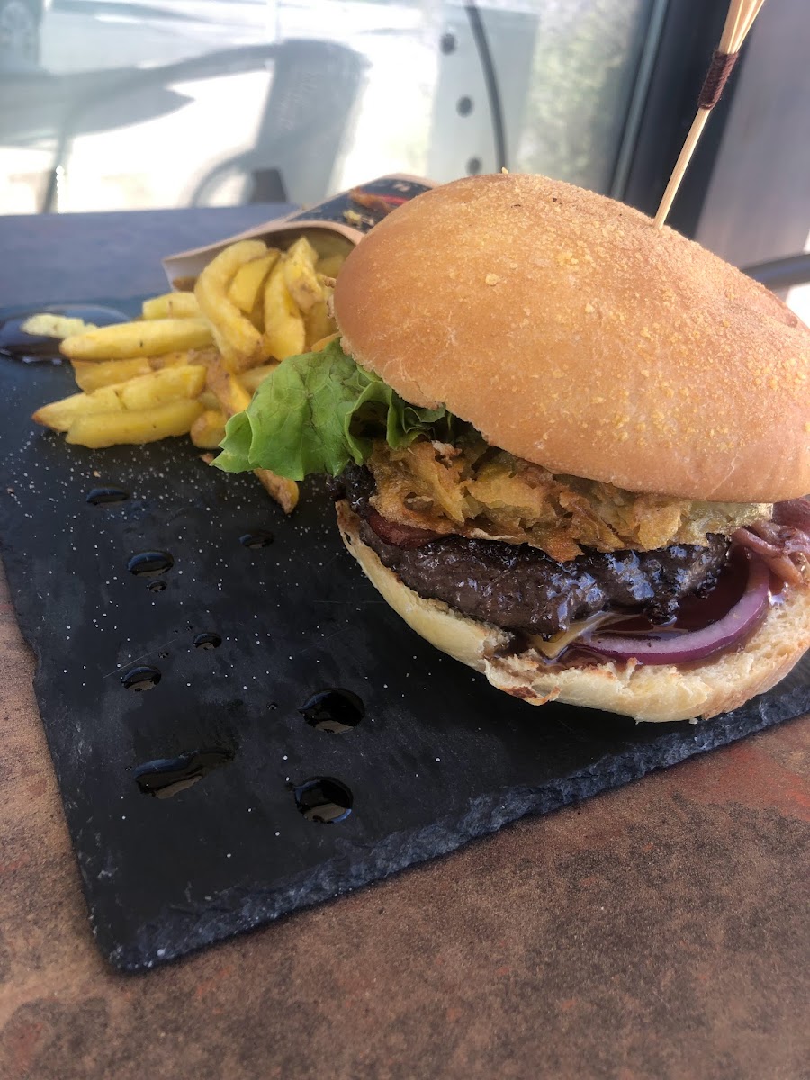 AJIA SUSHI & BURGER - Gigean