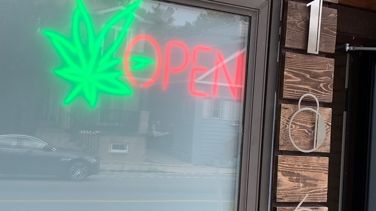 AlphaBud Cannabis Woodbine
