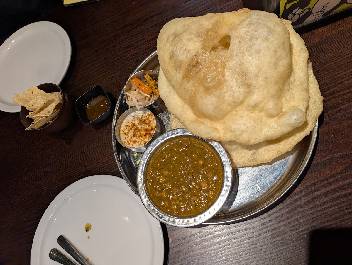 Apna Chaat House