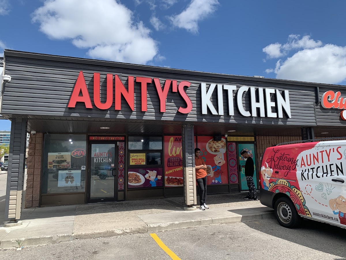 Aunty's Kitchen University & Phillip
