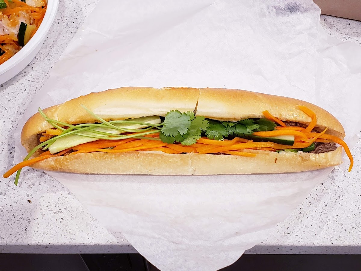 Bánh Mì Phương Mai - Mai's Submarine & Deli