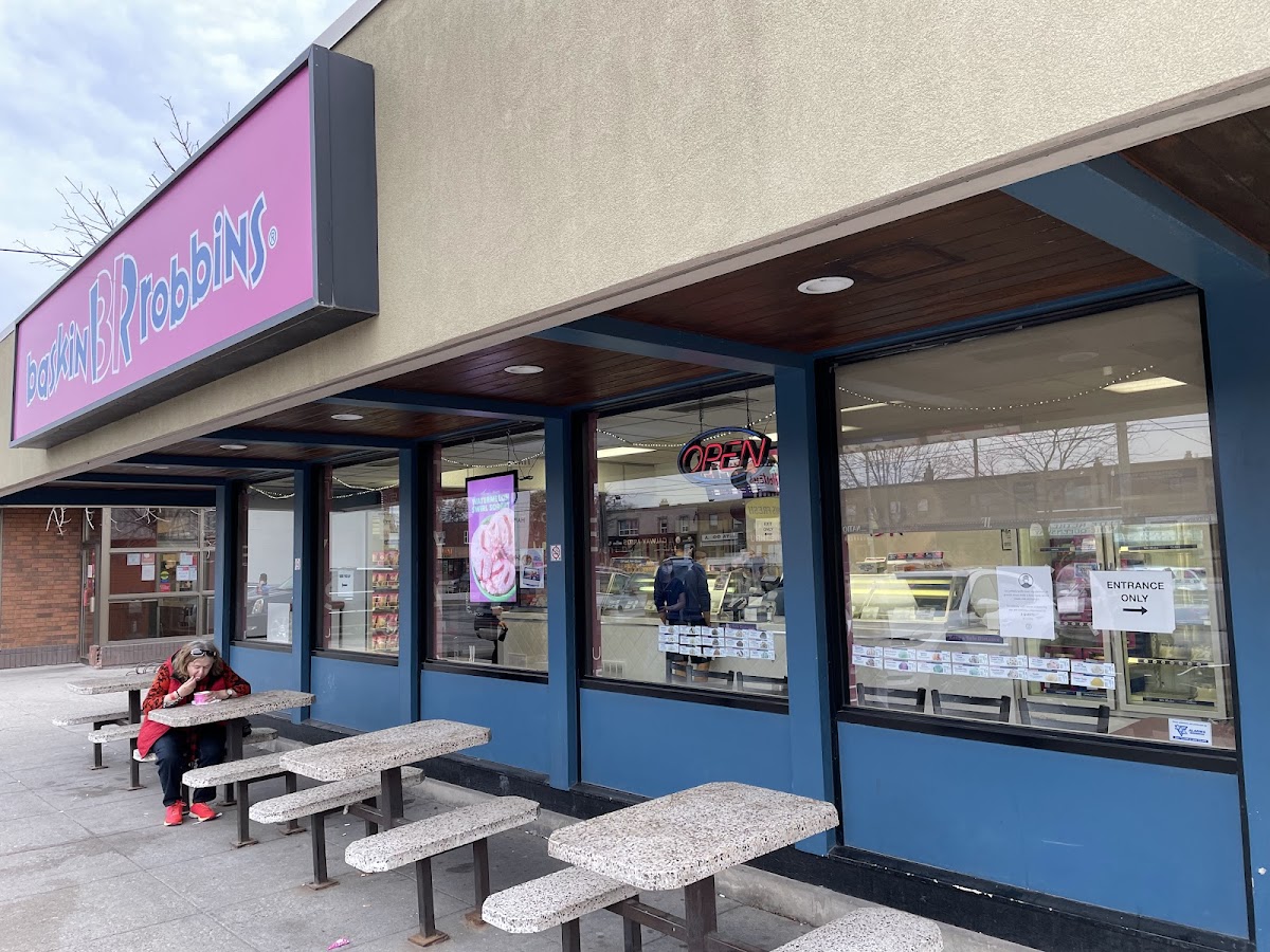 Baskin Robbins 855 The Queensway