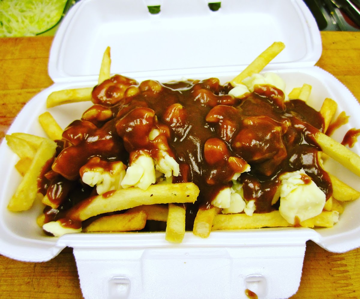 Bubba’s Poutine & Pizzeria