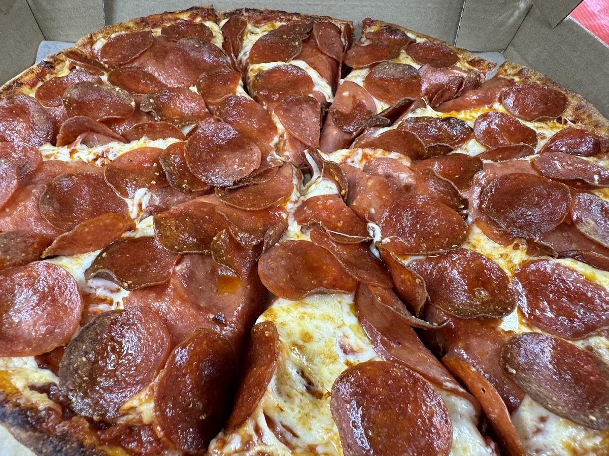 Canadian 2 for 1 Pizza - South Surrey