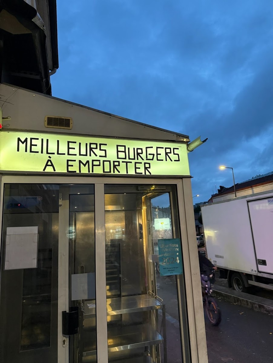 CHICKEN BURGER - Montreuil