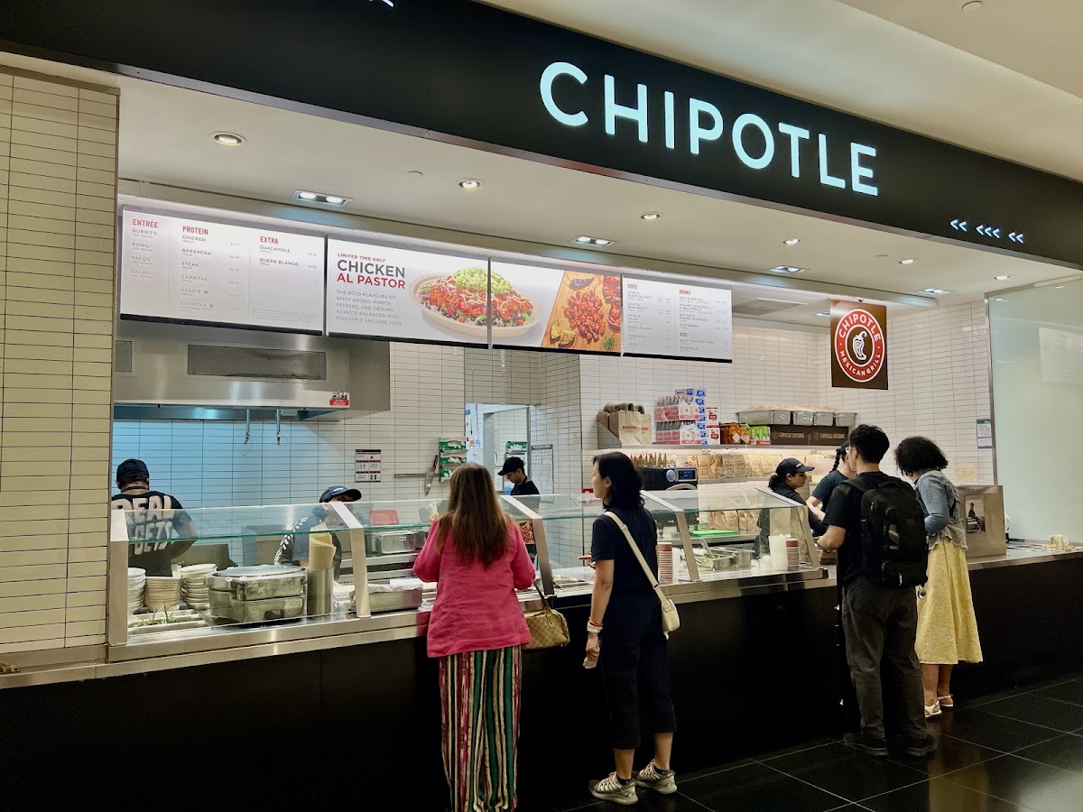 Chipotle Mexican Grill 100 City Centre Dr