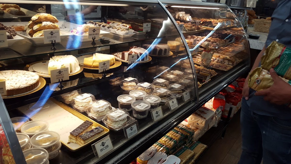 Cortina's Italian Market & Pizzeria