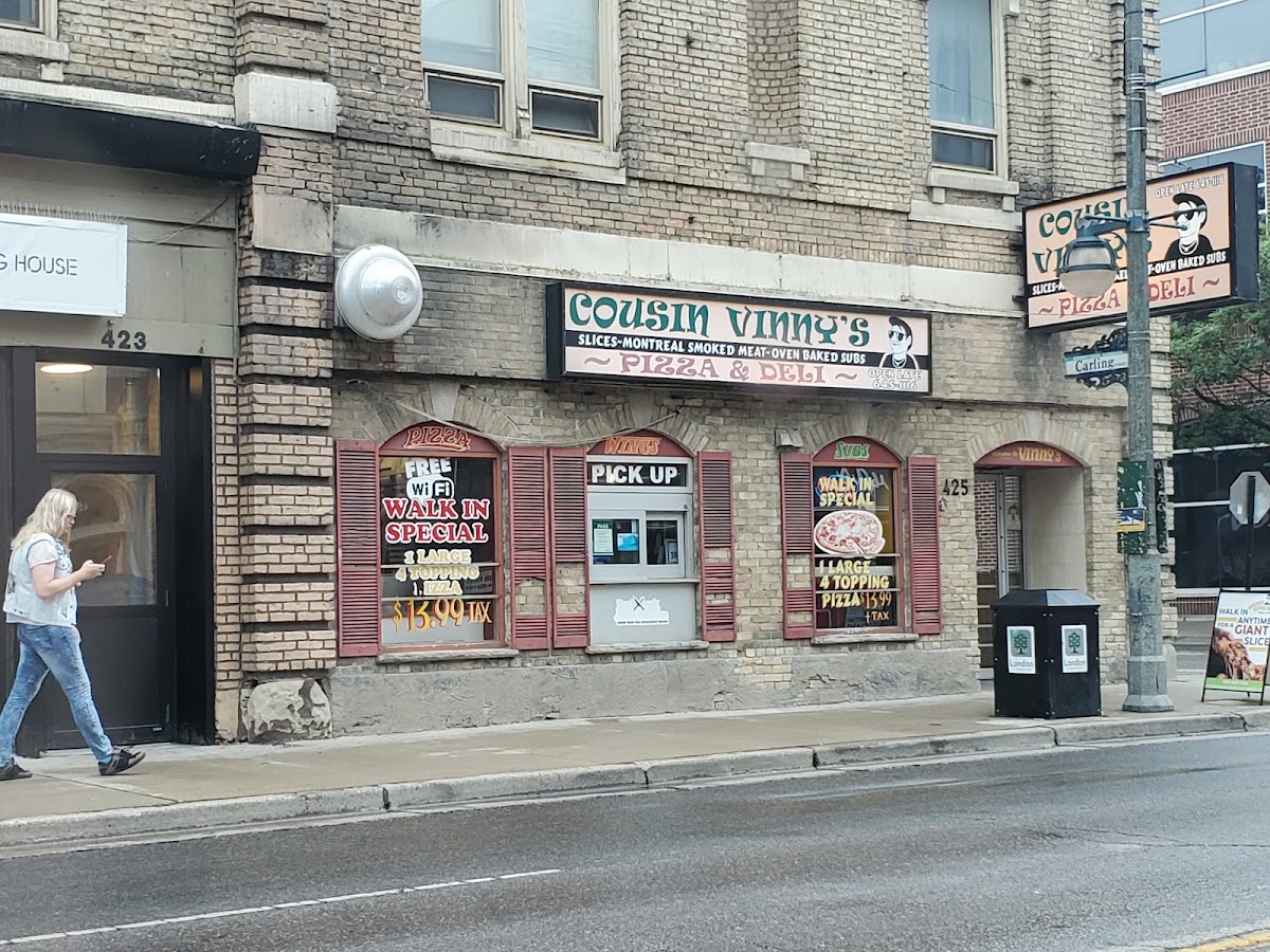 Cousin Vinny's Pizza & Deli