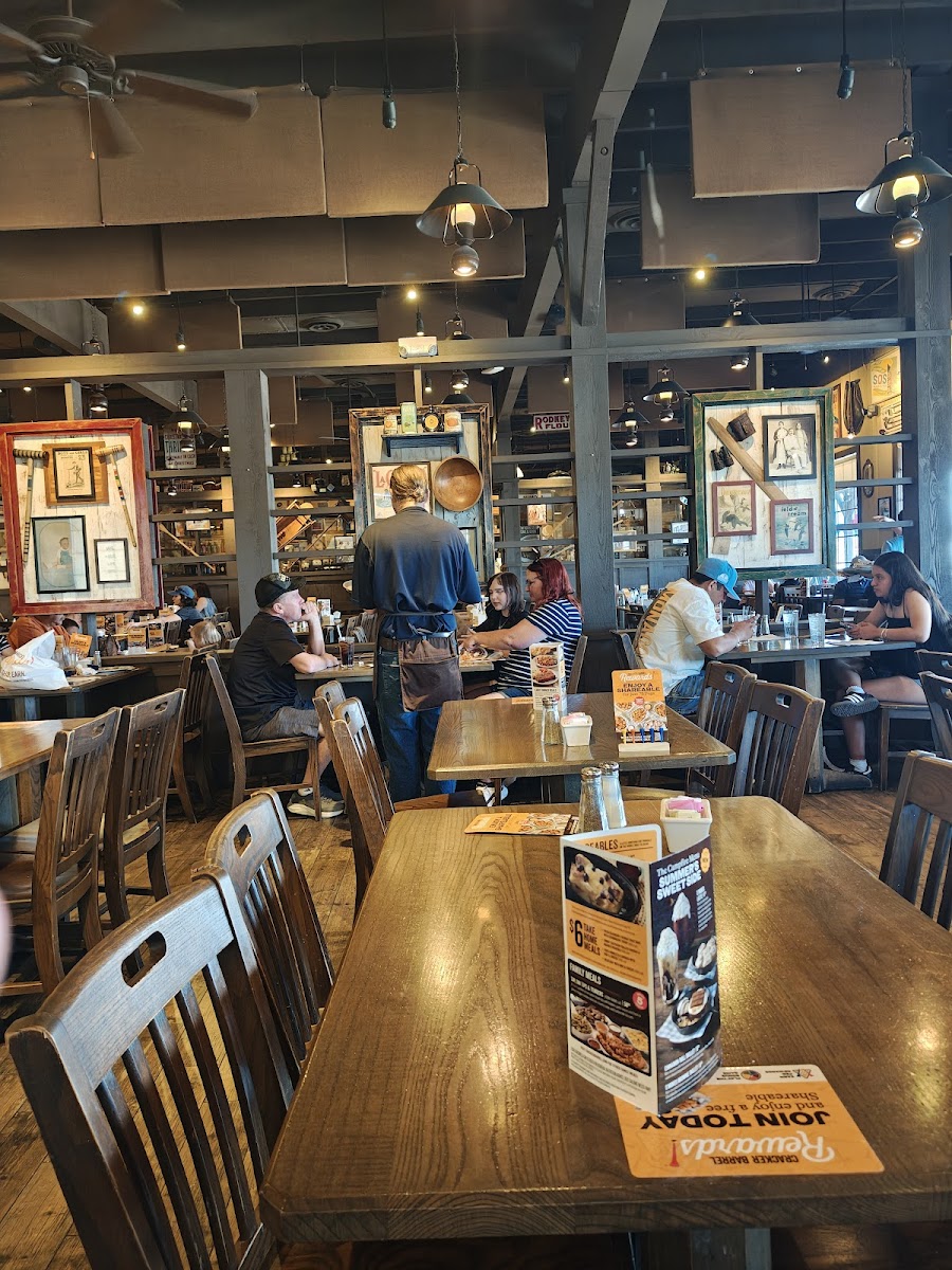 Cracker Barrel Old Country Store
