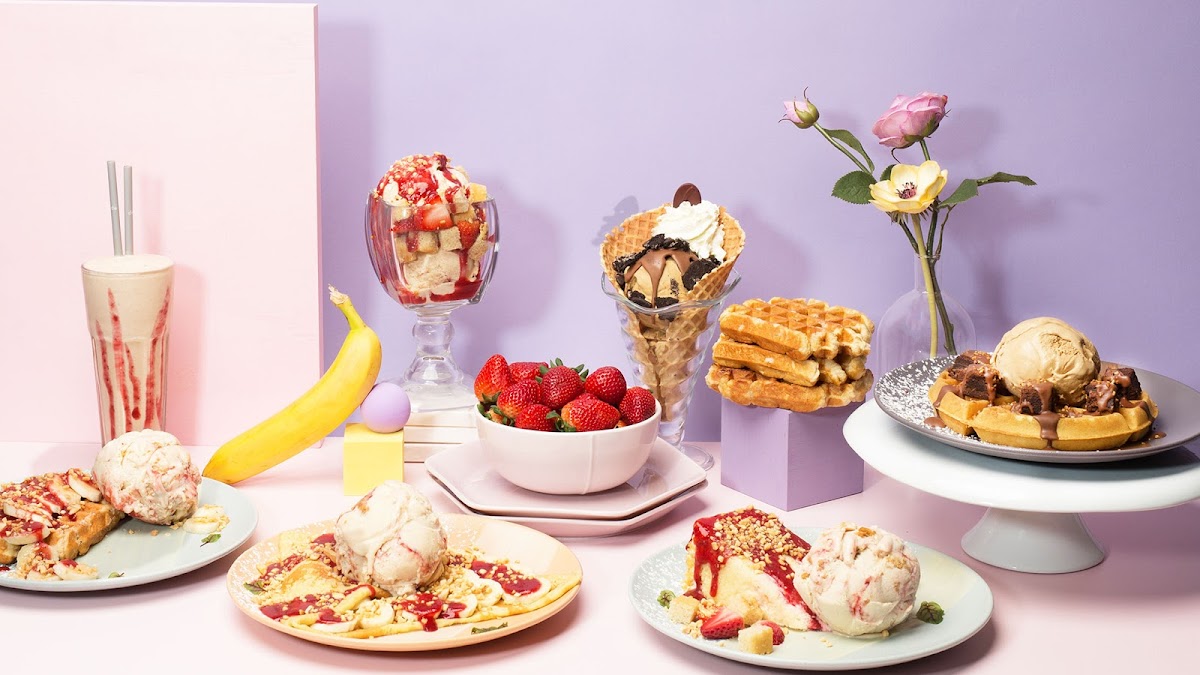 Demetres Kingsway