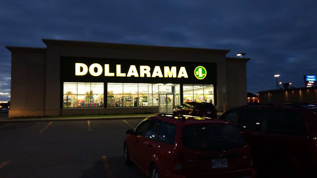 Dollarama 383 Montée Ind et Commerciale