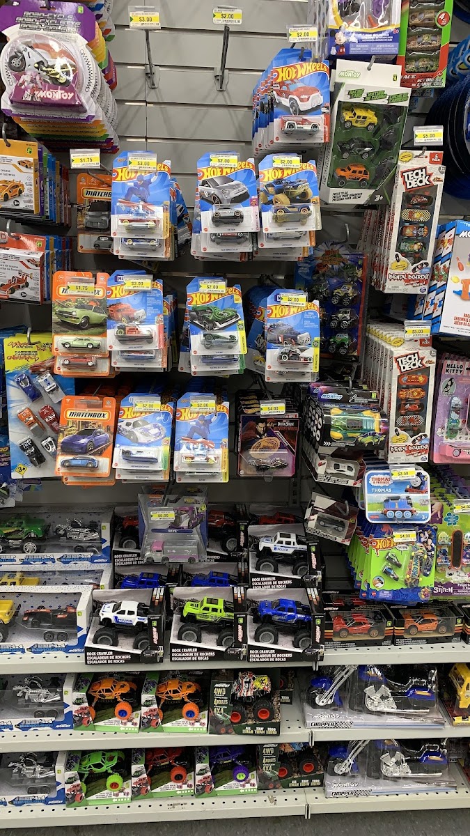 Dollarama Laurelwood Commons