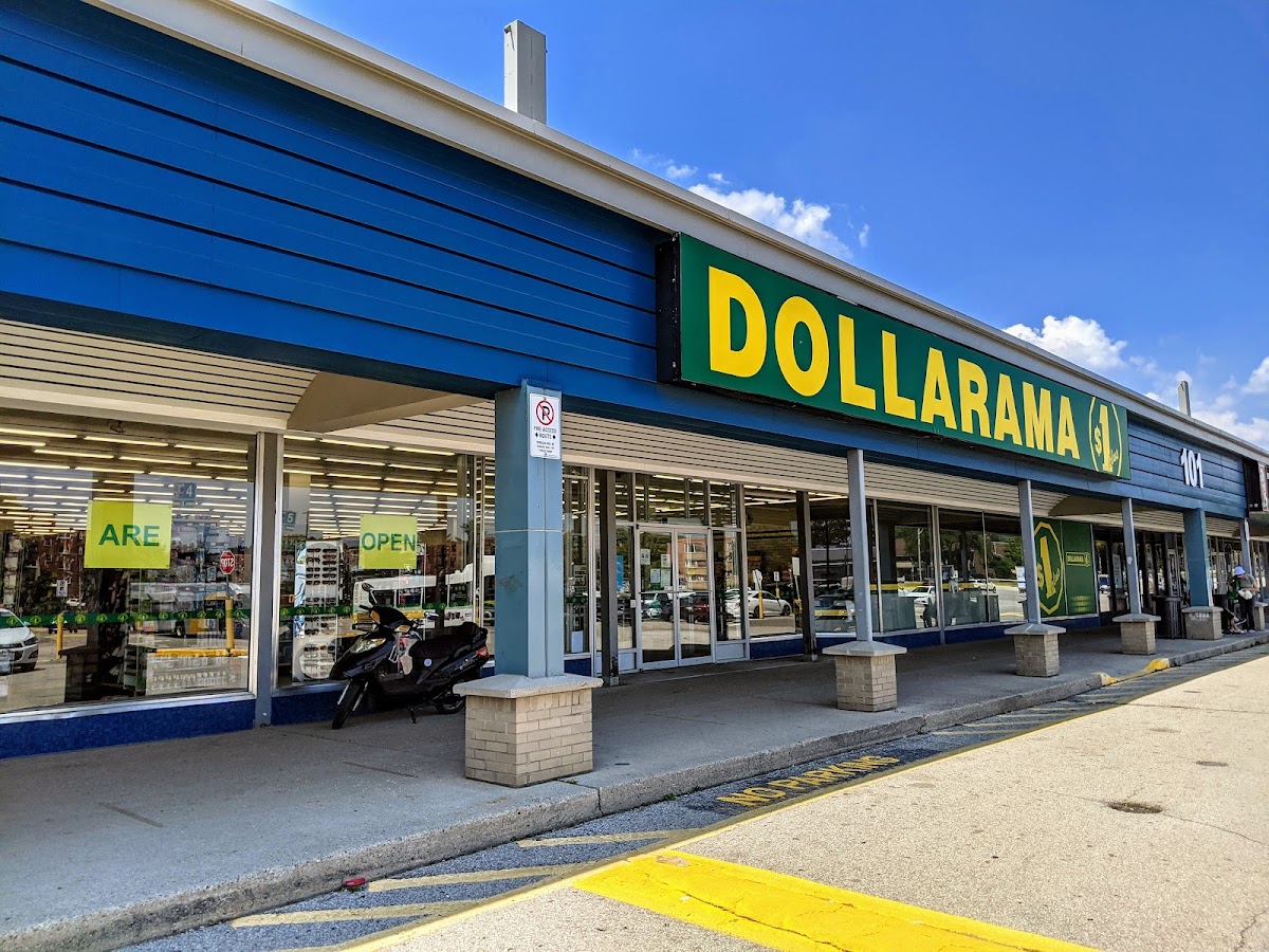 Dollarama University Plaza