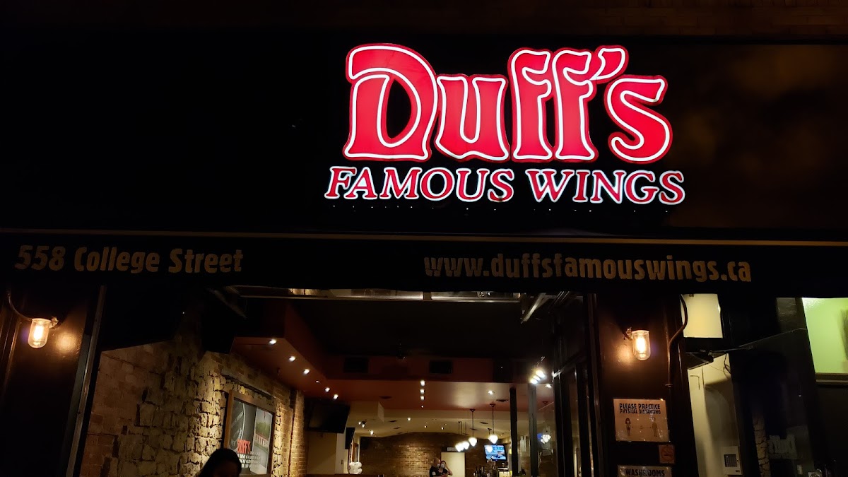 Duff's Famous Wings Little Italy