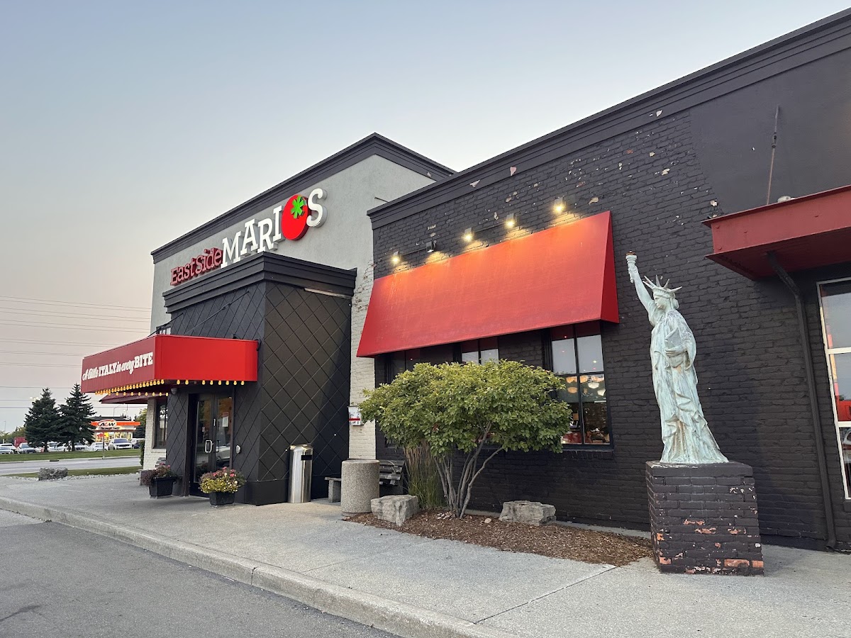 East Side Mario's Mavis