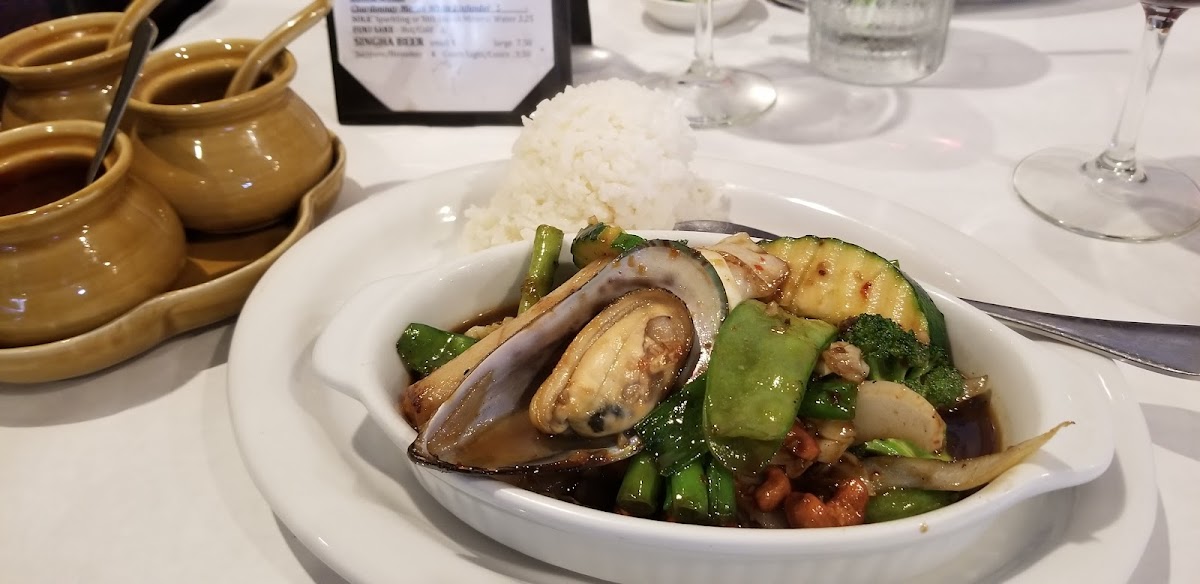 Eat Thai Cuisine