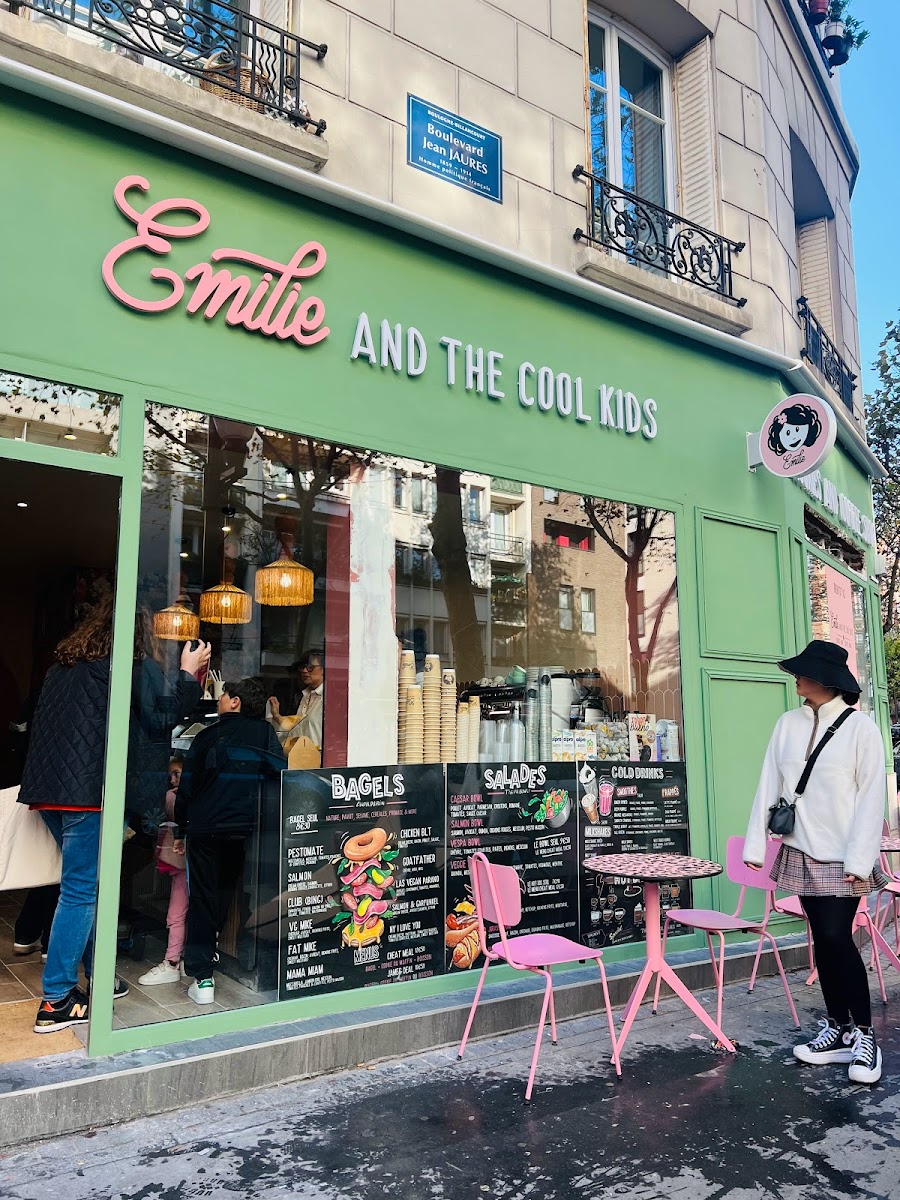 Emilie and the Cool Kids - Boulogne Billancourt