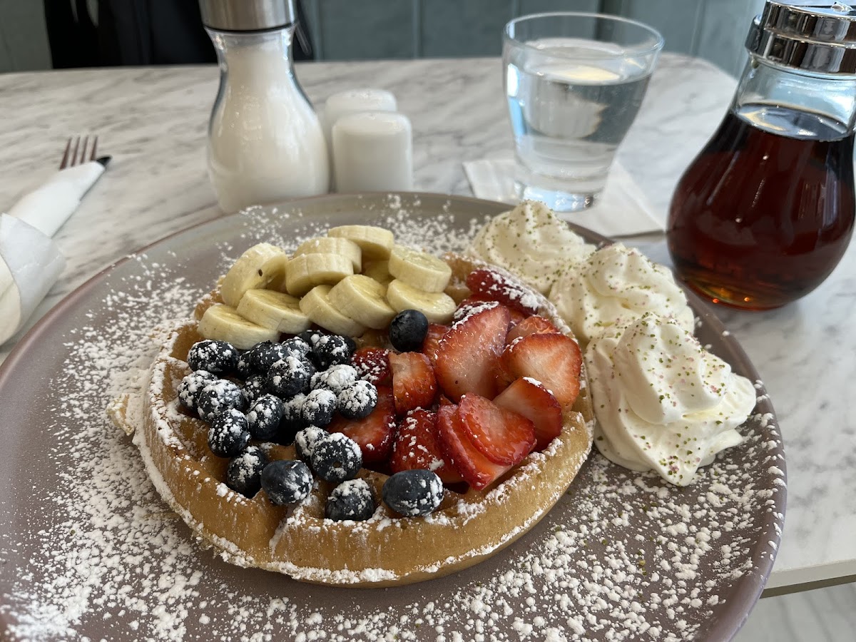 Evviva Breakfast and Lunch Wellsley