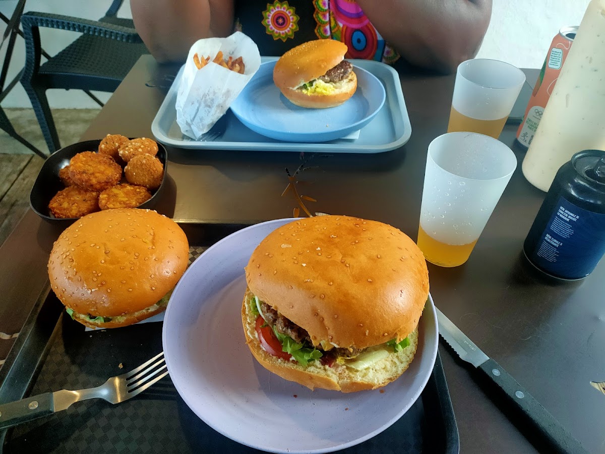 France Drive Burger