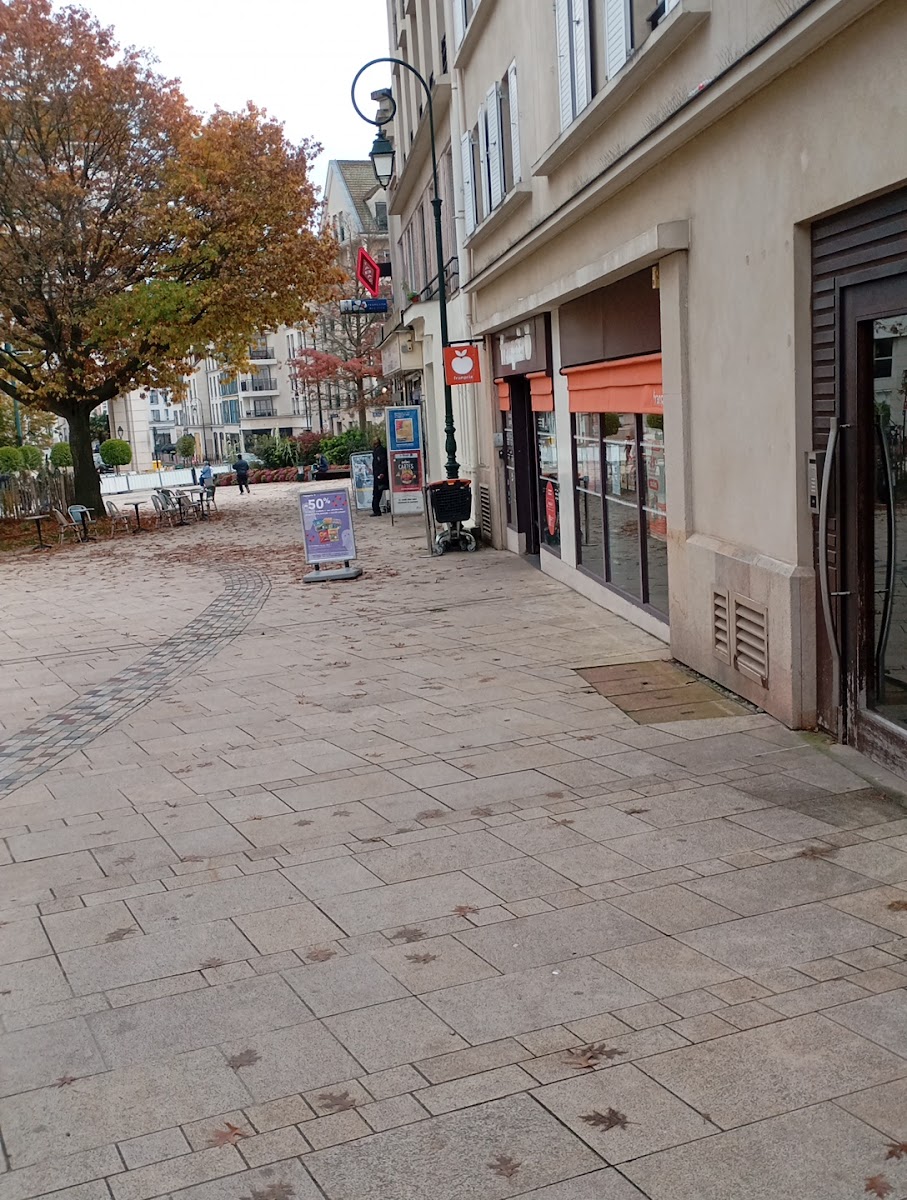 Franprix Clamart Trosy
