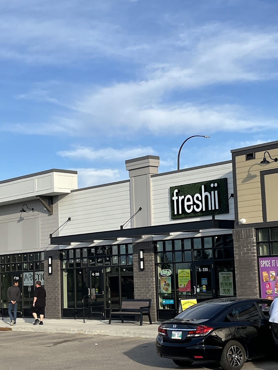 Freshii 335 North Town Rd