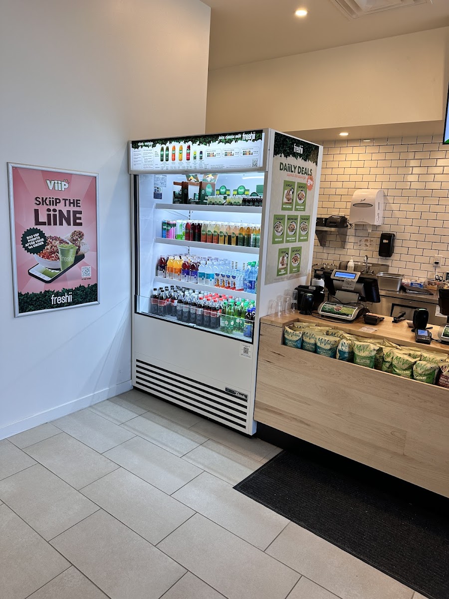 Freshii 335 North Town Rd