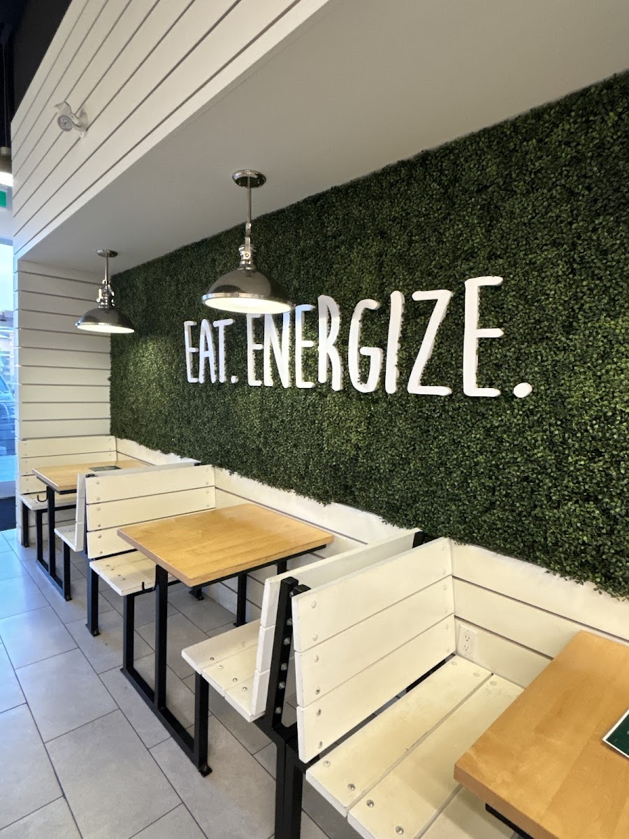 Freshii 7 Mahogany Plaza Southeast Unit 940