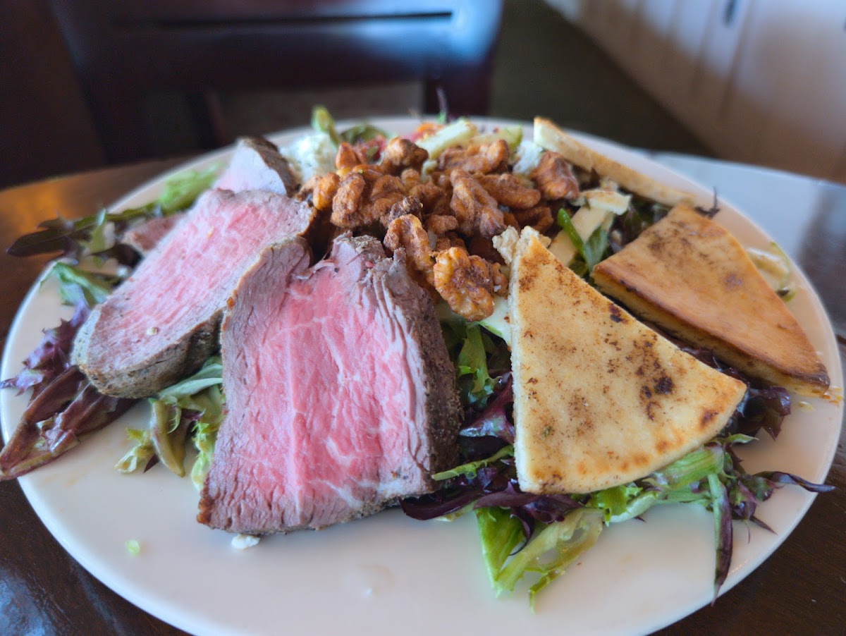 Gar Woods Grill & Pier