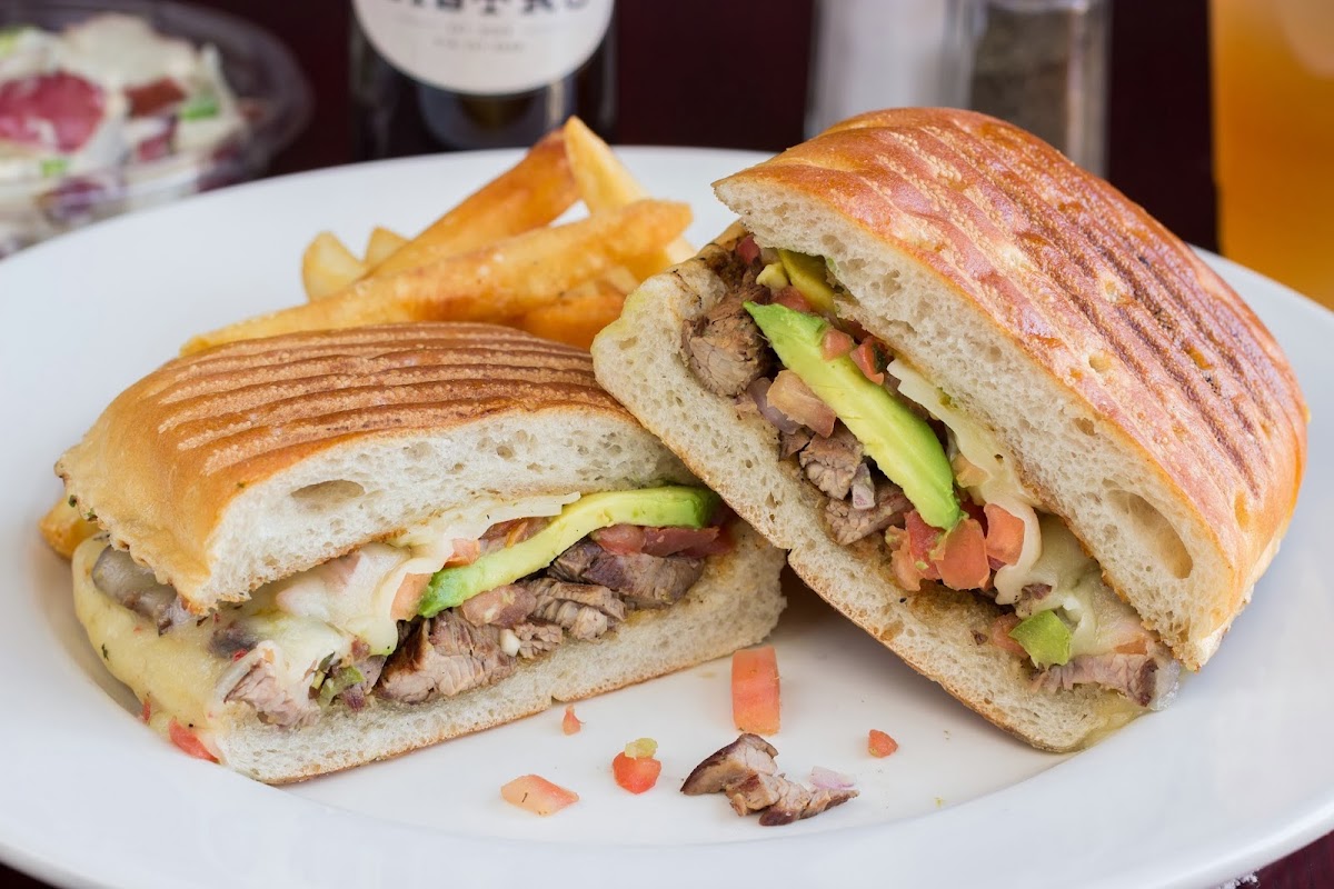 Garden City Bistro