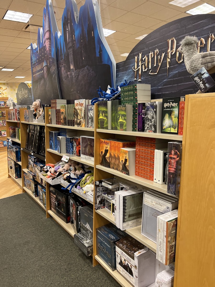 Goodwill Southern California Retail Store & Donation Center