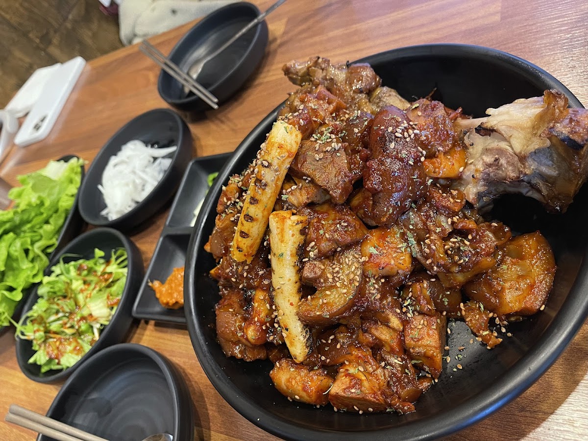 Hanyang Jokbal 한양족발 scarborough