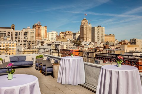 Hotel Adagio Autograph Collection