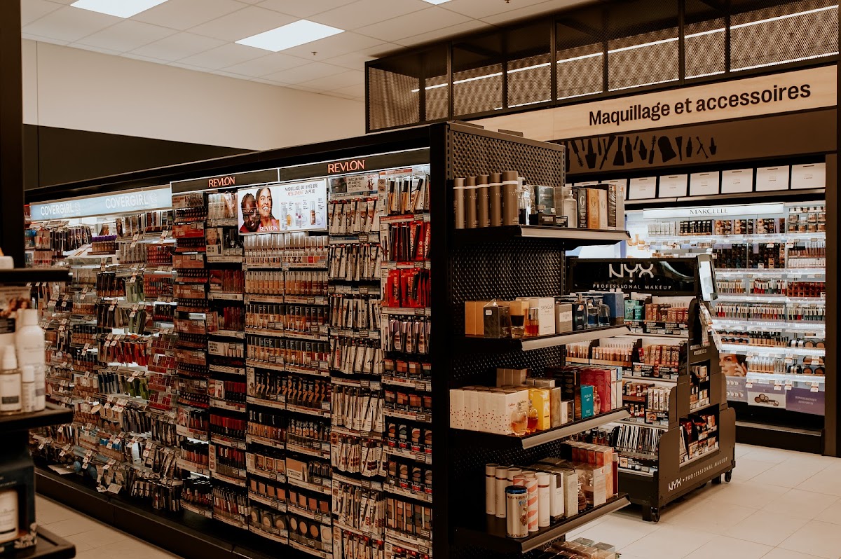 Jean Coutu 2020, boulevard René-Gaultier