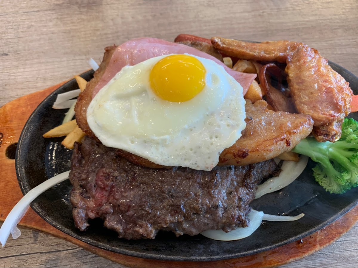 Joy Noodle Cafe 樂心餐廳