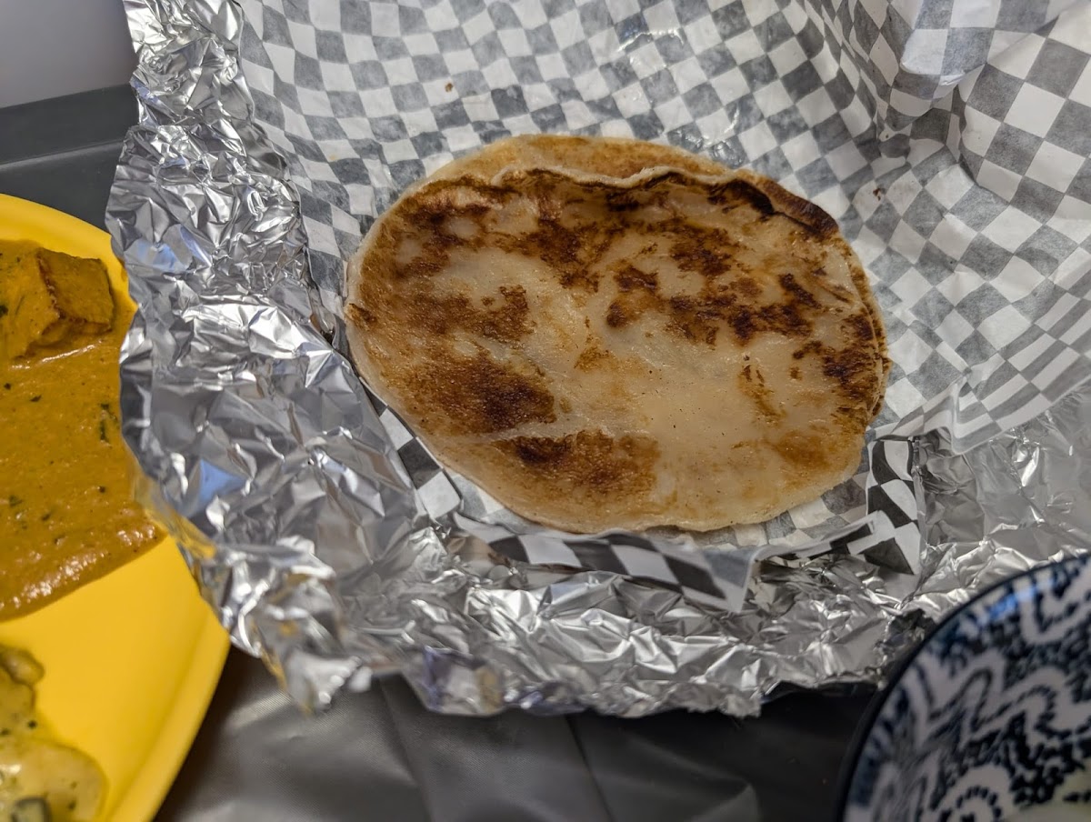 Just MOMO's Keele St