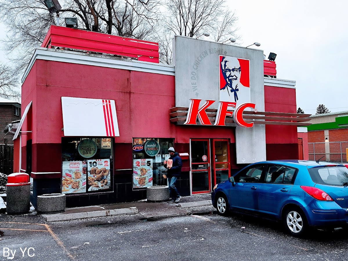 KFC 3495 Sheppard Avenue East