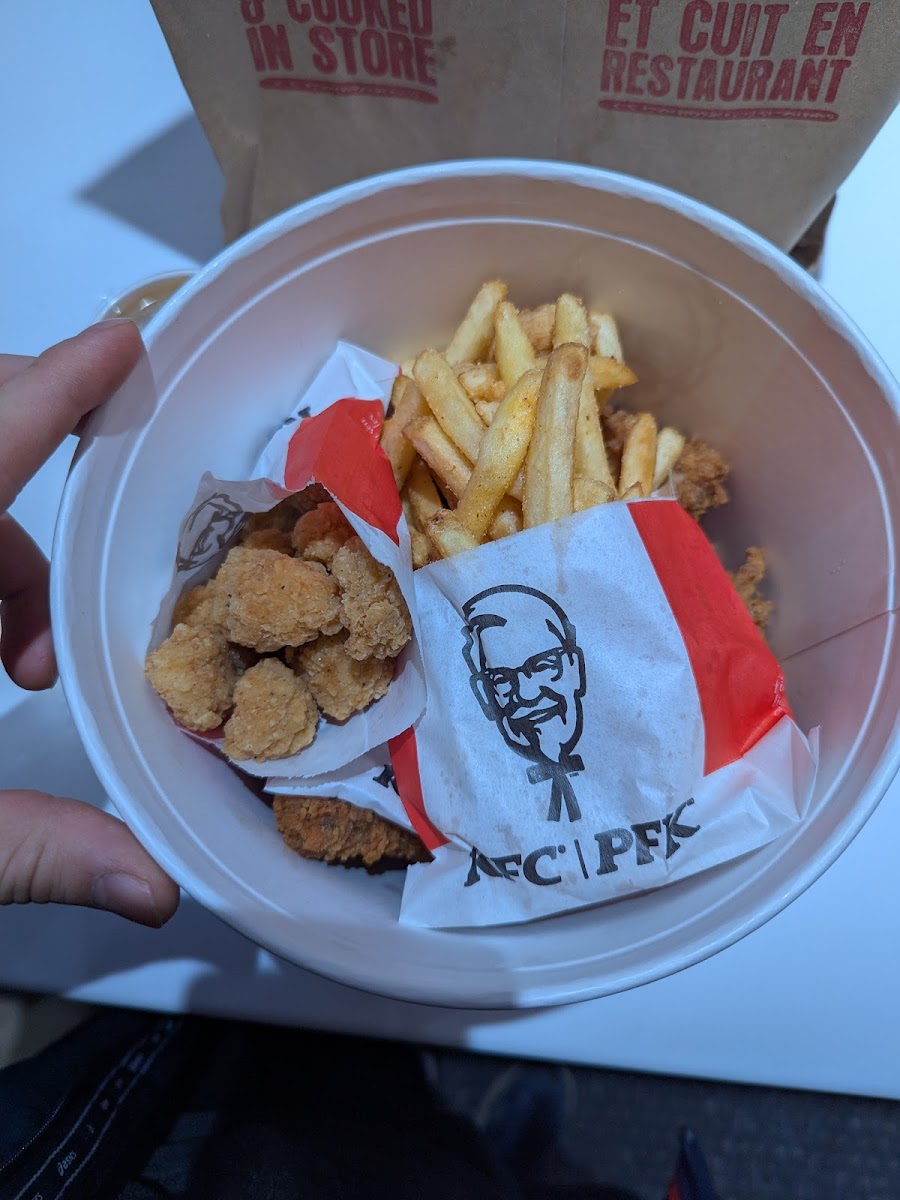 KFC 809 Upper Gage Avenue