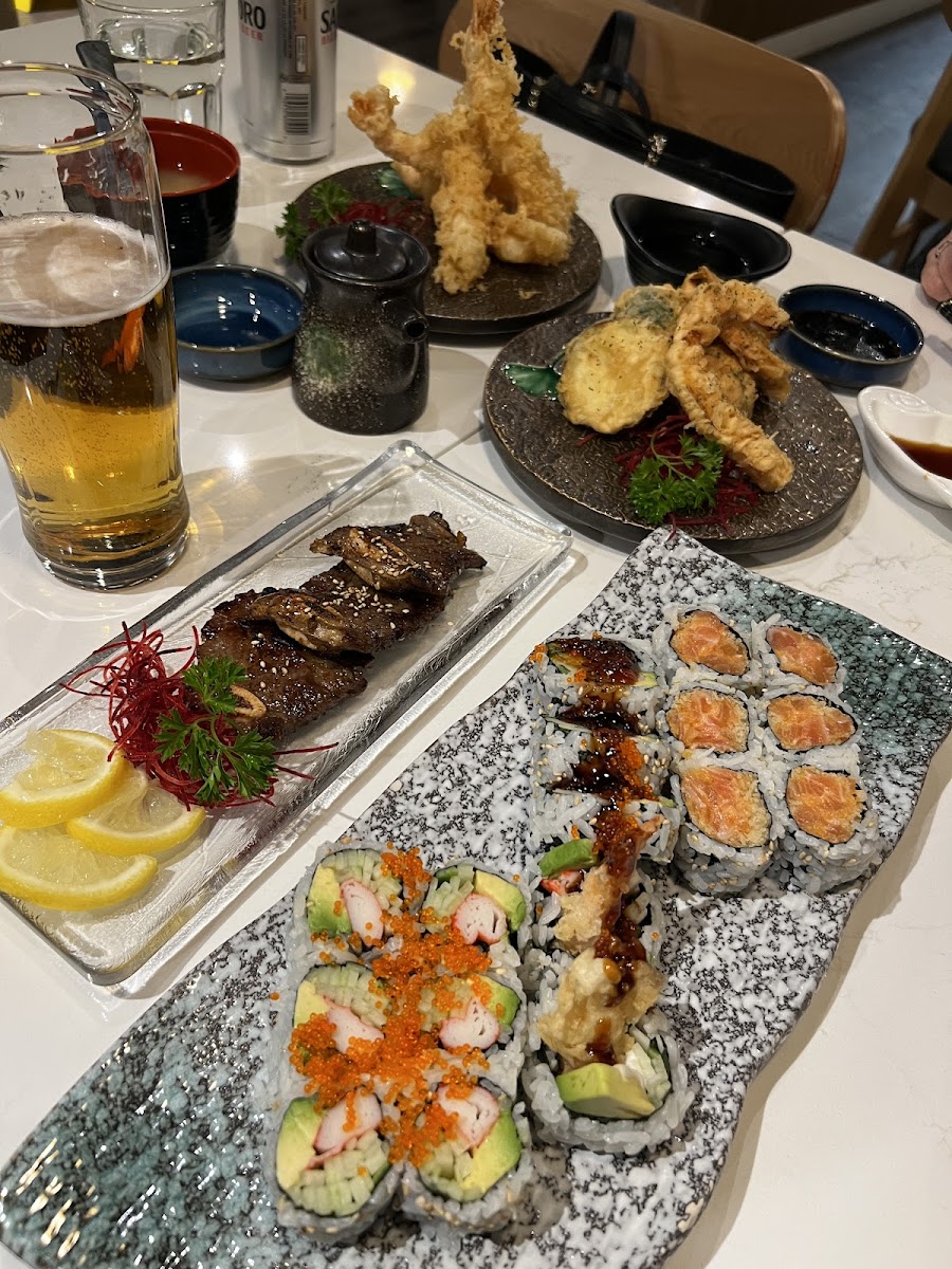 KOREANBOX. KOREAN FUSION SUSHI ROLL