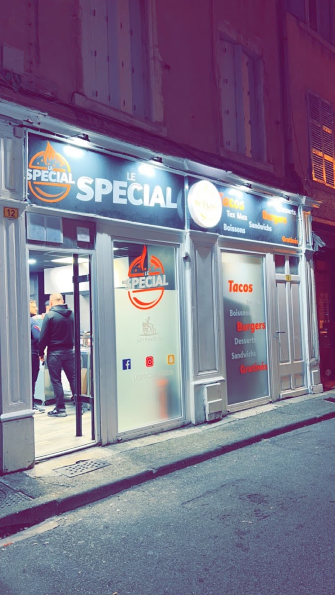 Le Spécial