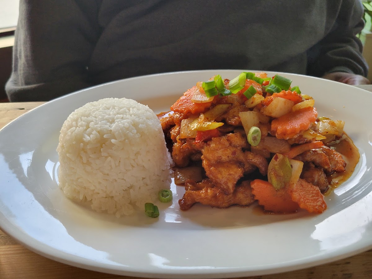 LemonGrass Cafe