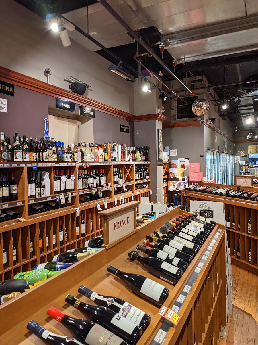 Lennox Liquor Store Vancouver
