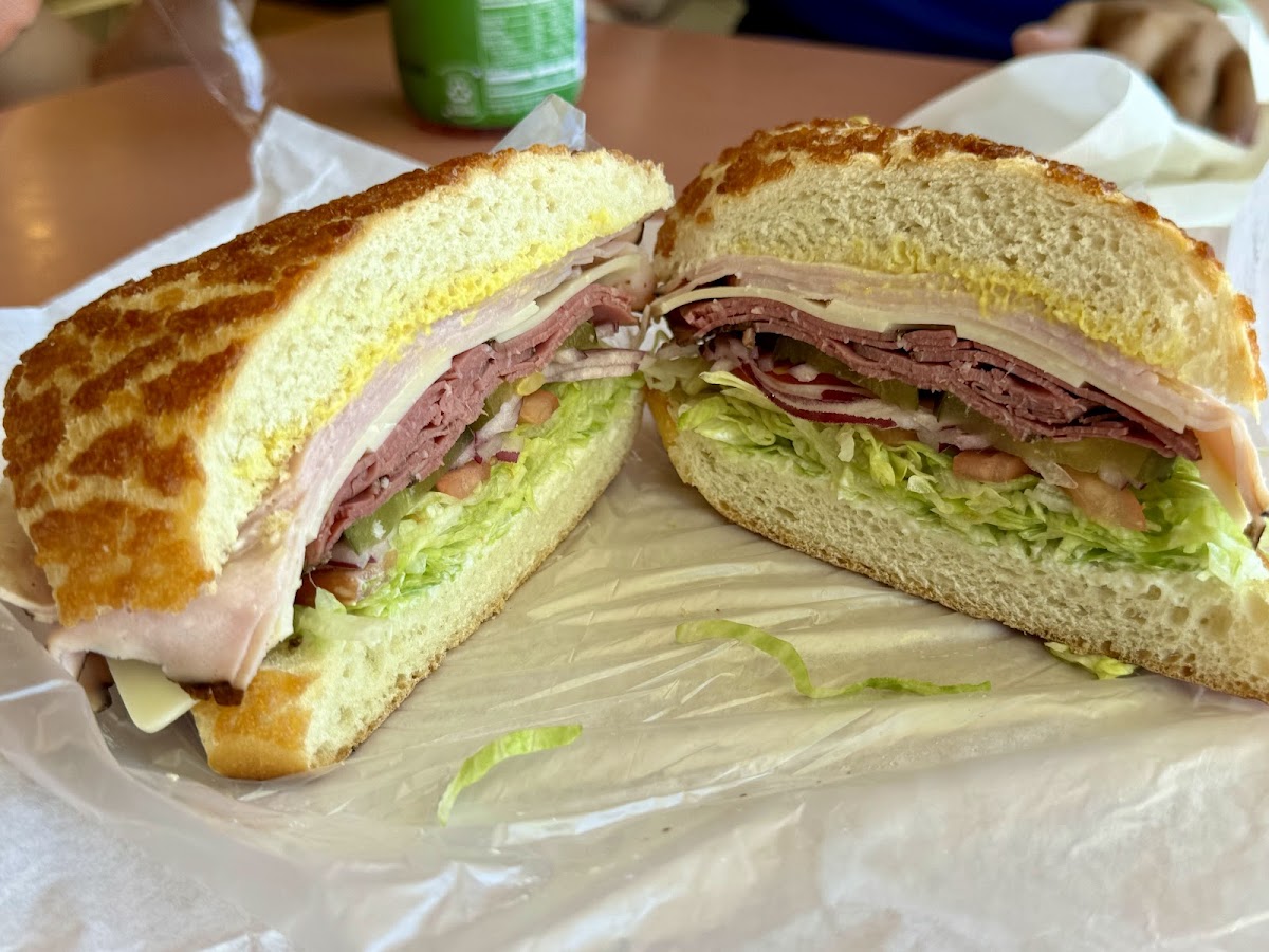 Luccas Italian Delicatessen