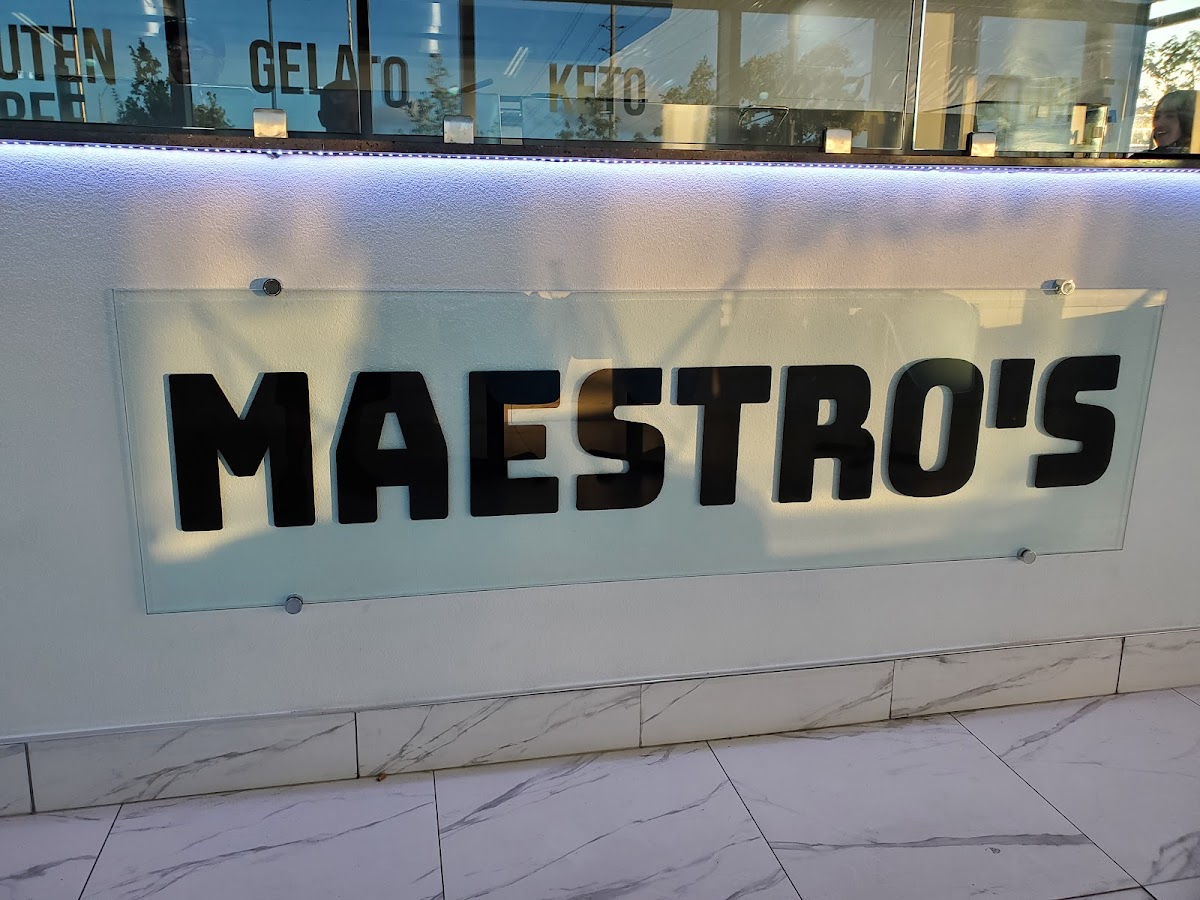 Maestros gourmet pizza