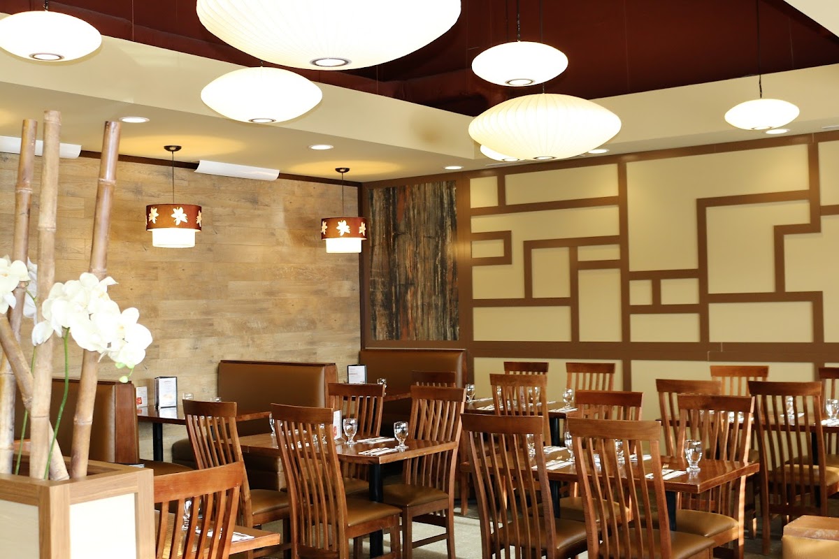 Mai Asian Restaurant Mountain Rd.