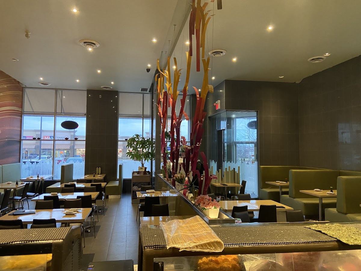 Makimono Tatemono Sushi Bowmanville