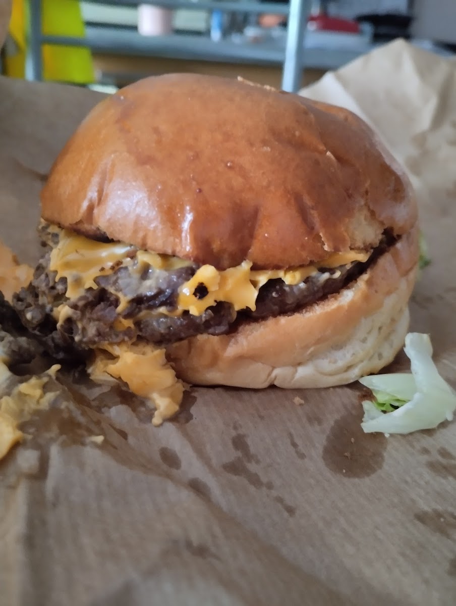 Middle Smash by La Fabrique k
