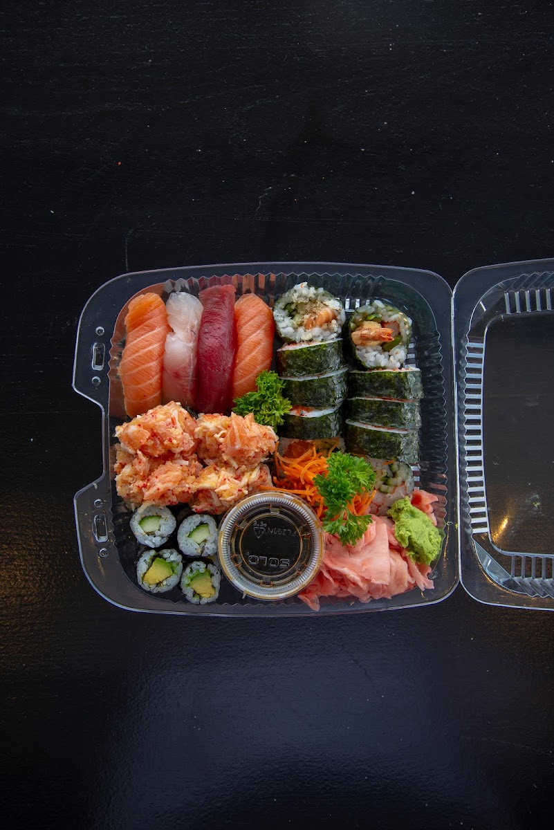 Mikasa Sushi Chiisai St-Dorothée