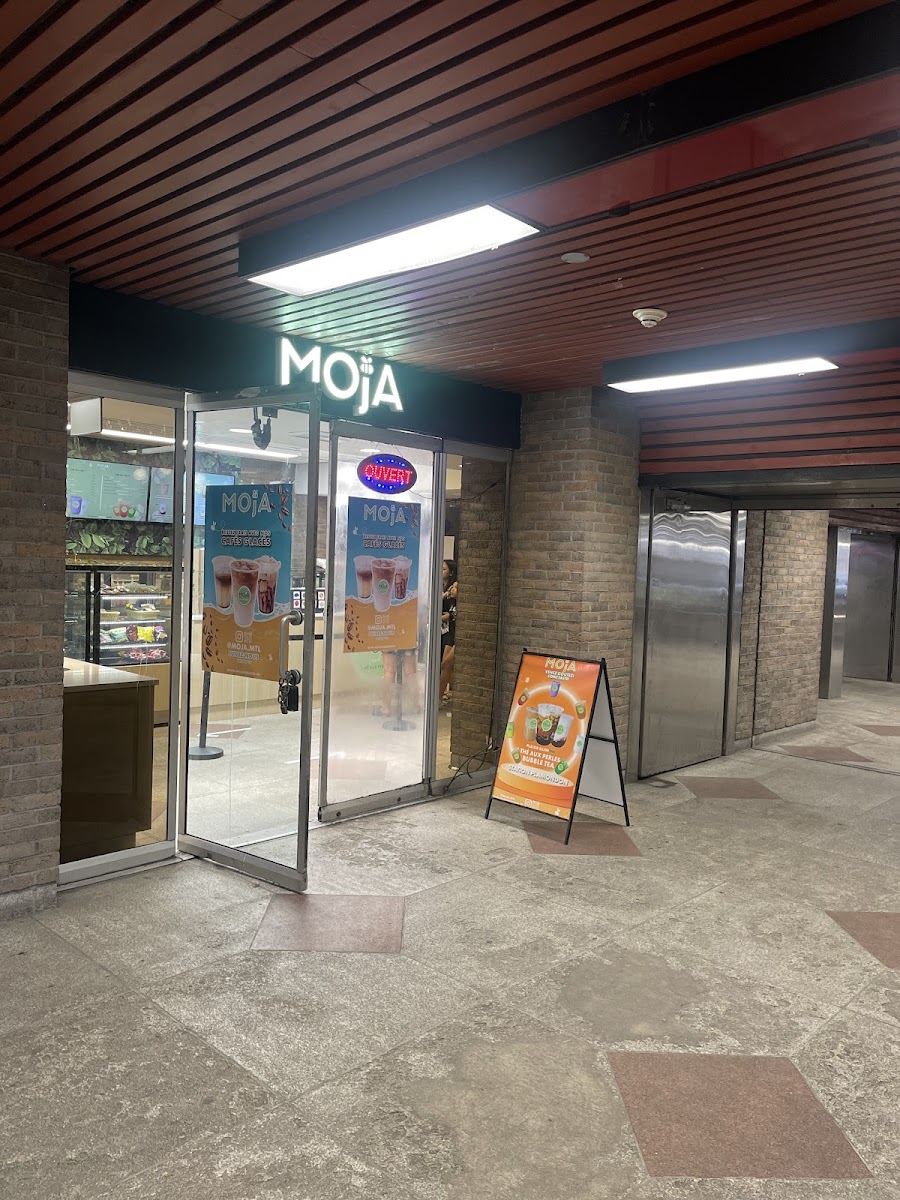 Moja Bubble Tea Café