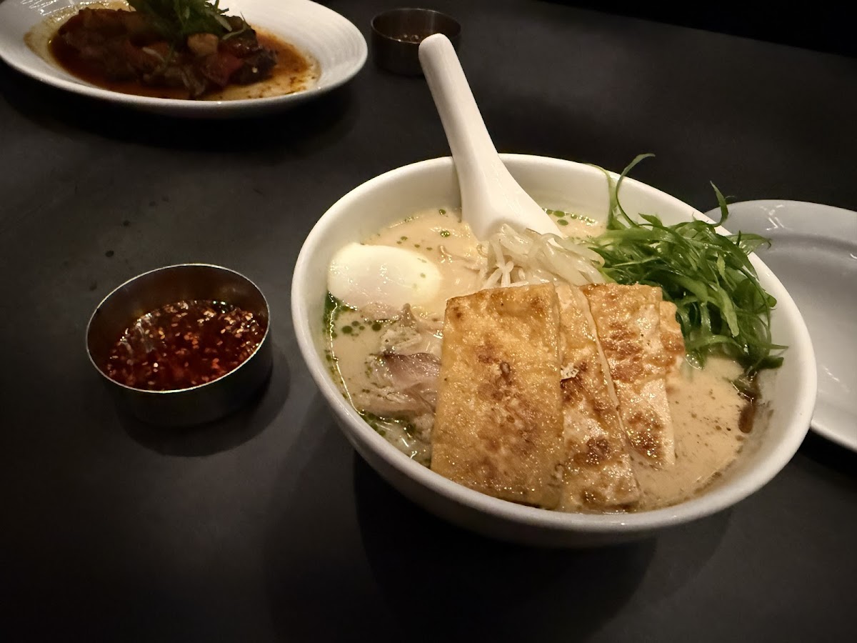 Momofuku